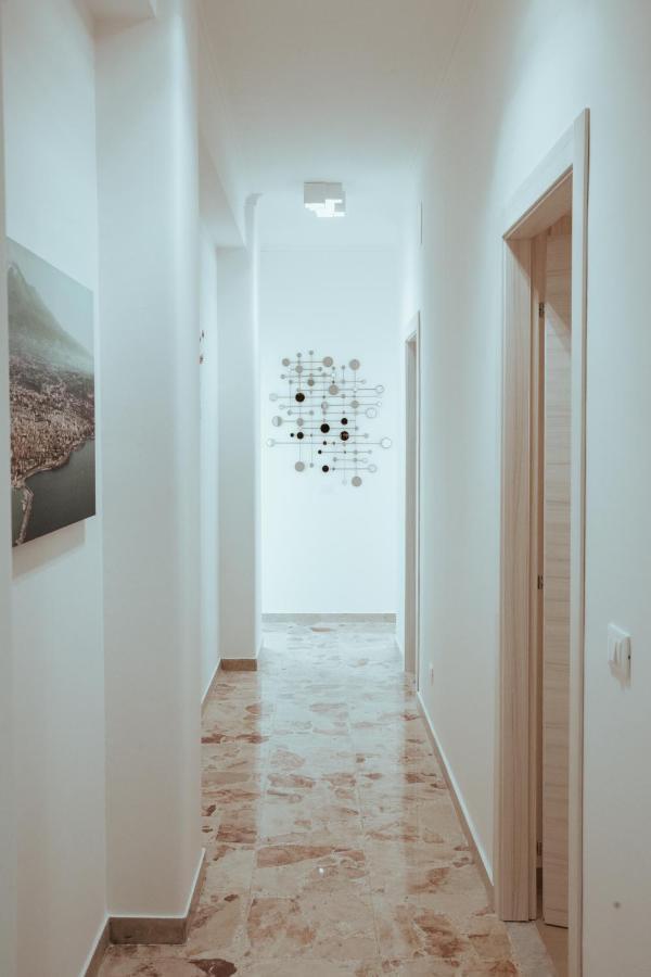 Sostanza - Rooms In カターニア エクステリア 写真