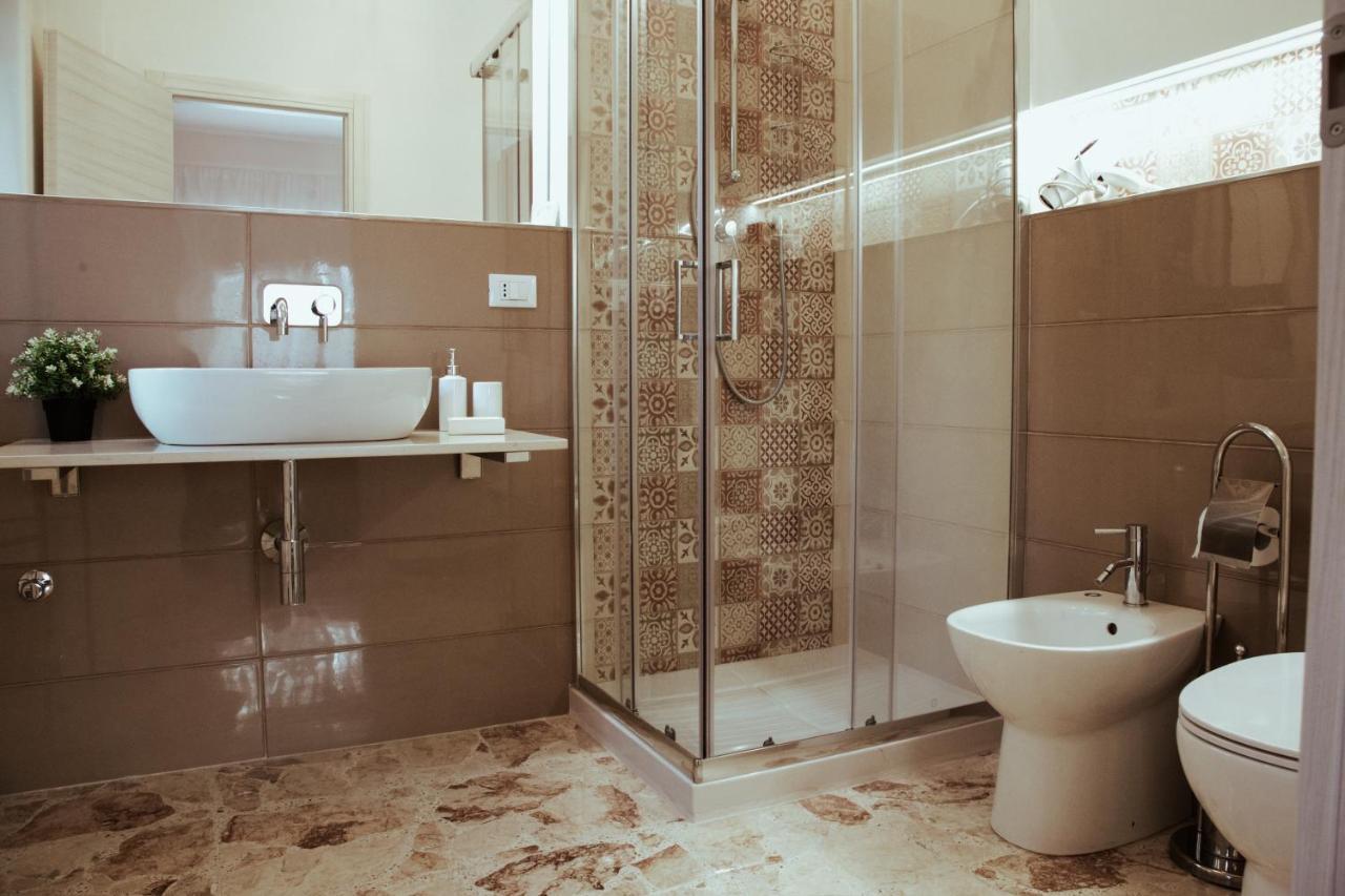 Sostanza - Rooms In カターニア エクステリア 写真